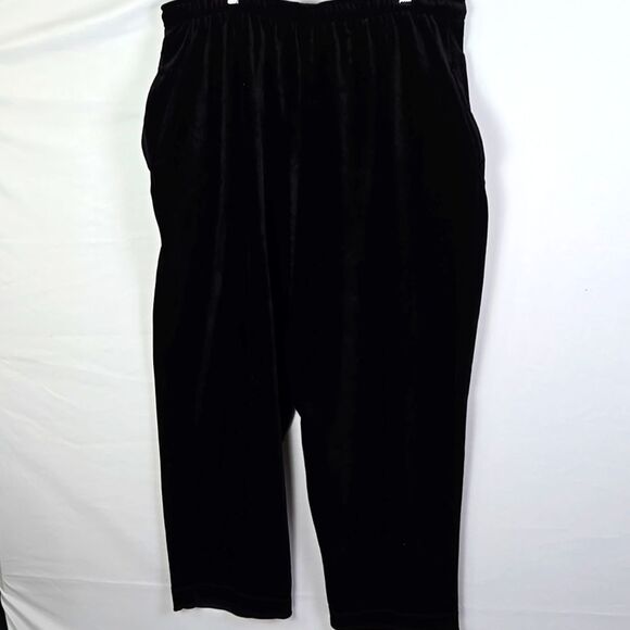 The Disney Store Mickey Mouse Velour Black 2pc Pants Set Sz 1X - Picture 10 of 12